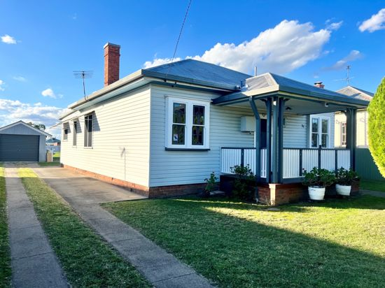 51 Mathews Street, West Tamworth NSW 2340