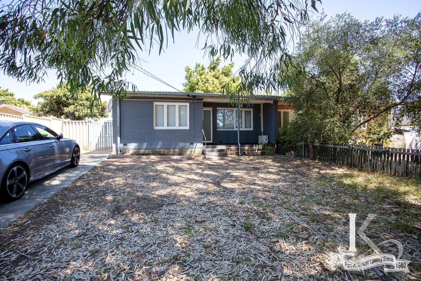 3 bedrooms House in 43 Gamage Way LOCKRIDGE WA, 6054