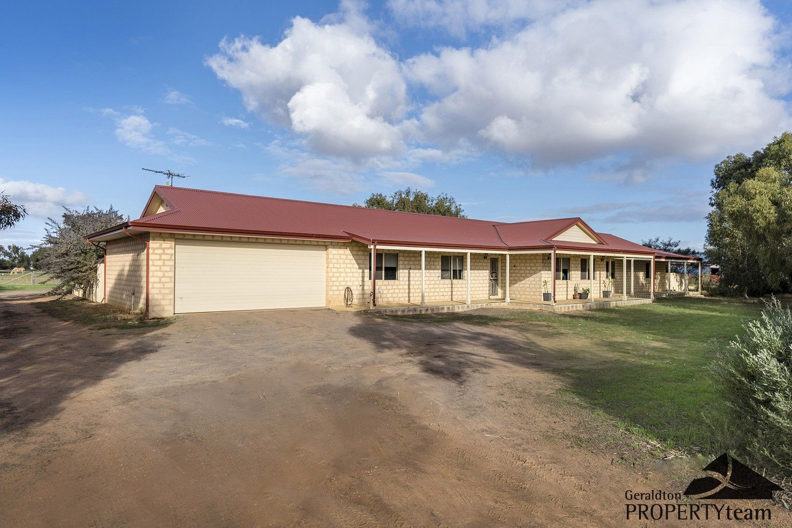 33 Polwarth Parade, Deepdale WA 6532, Image 0