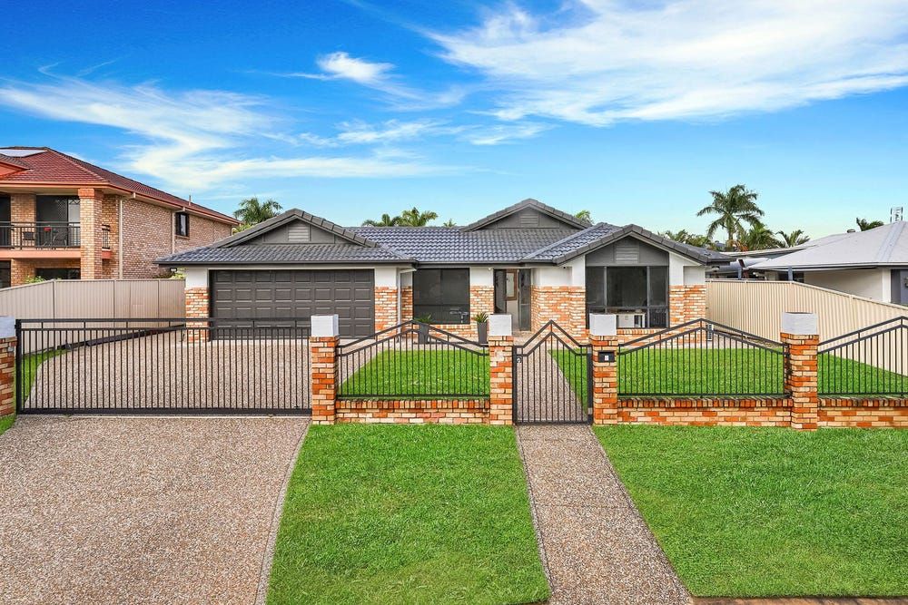 4 bedrooms House in 7 Lagos Court COOMBABAH QLD, 4216