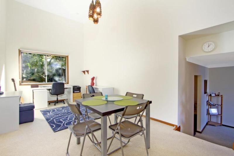 16/2-4 Stuart Ave, Normanhurst NSW 2076, Image 2