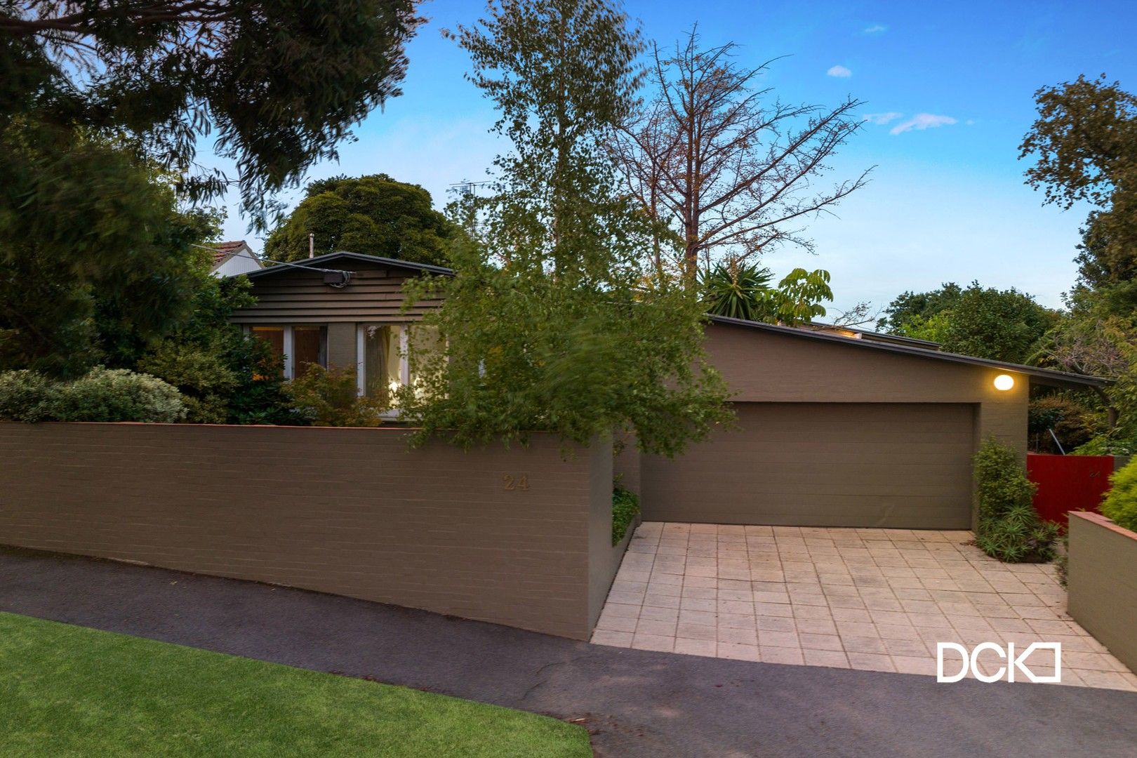 24 Harkness Street, Quarry Hill VIC 3550, Image 0
