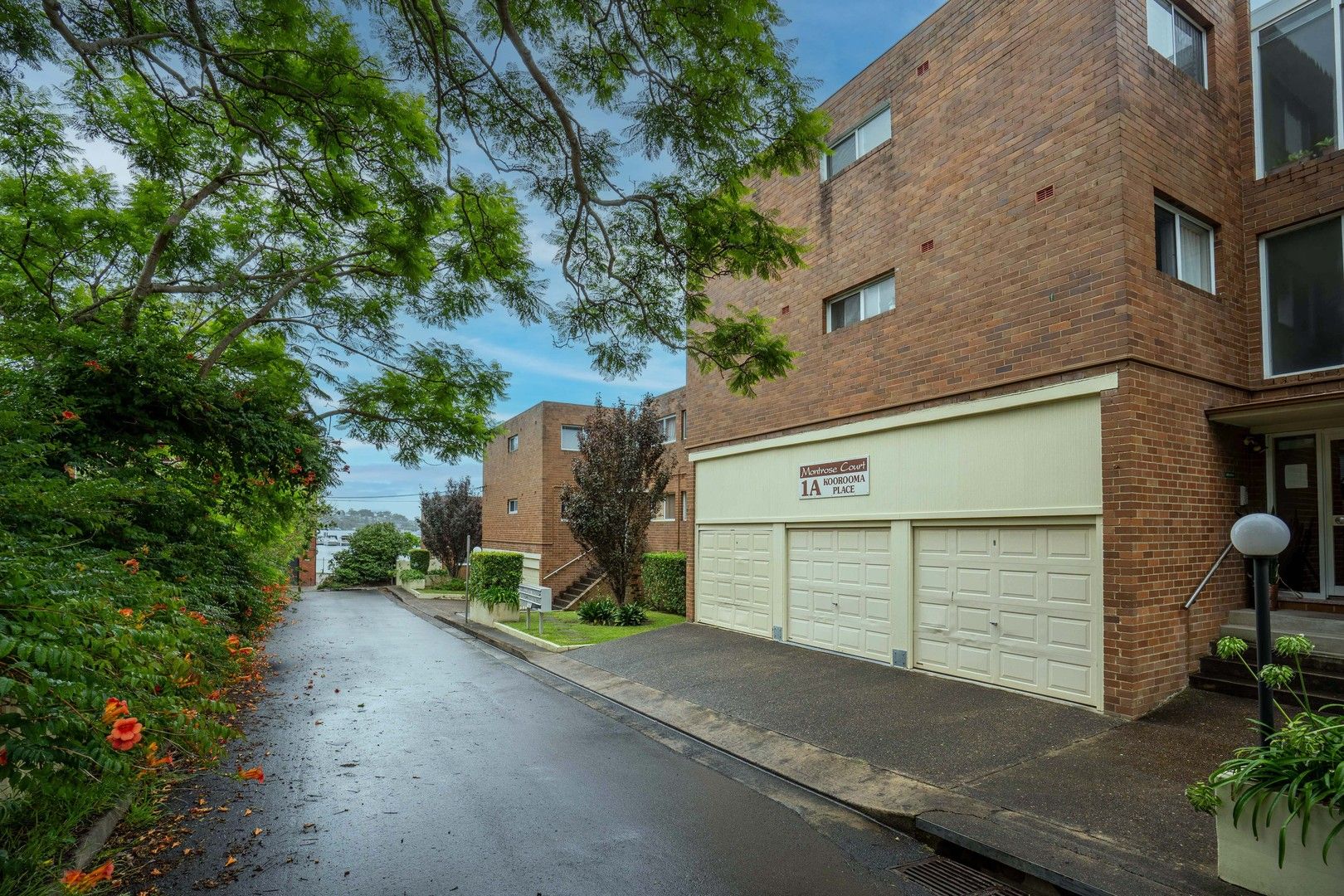 2 bedrooms Apartment / Unit / Flat in 4/1A Koorooma Place SYLVANIA NSW, 2224