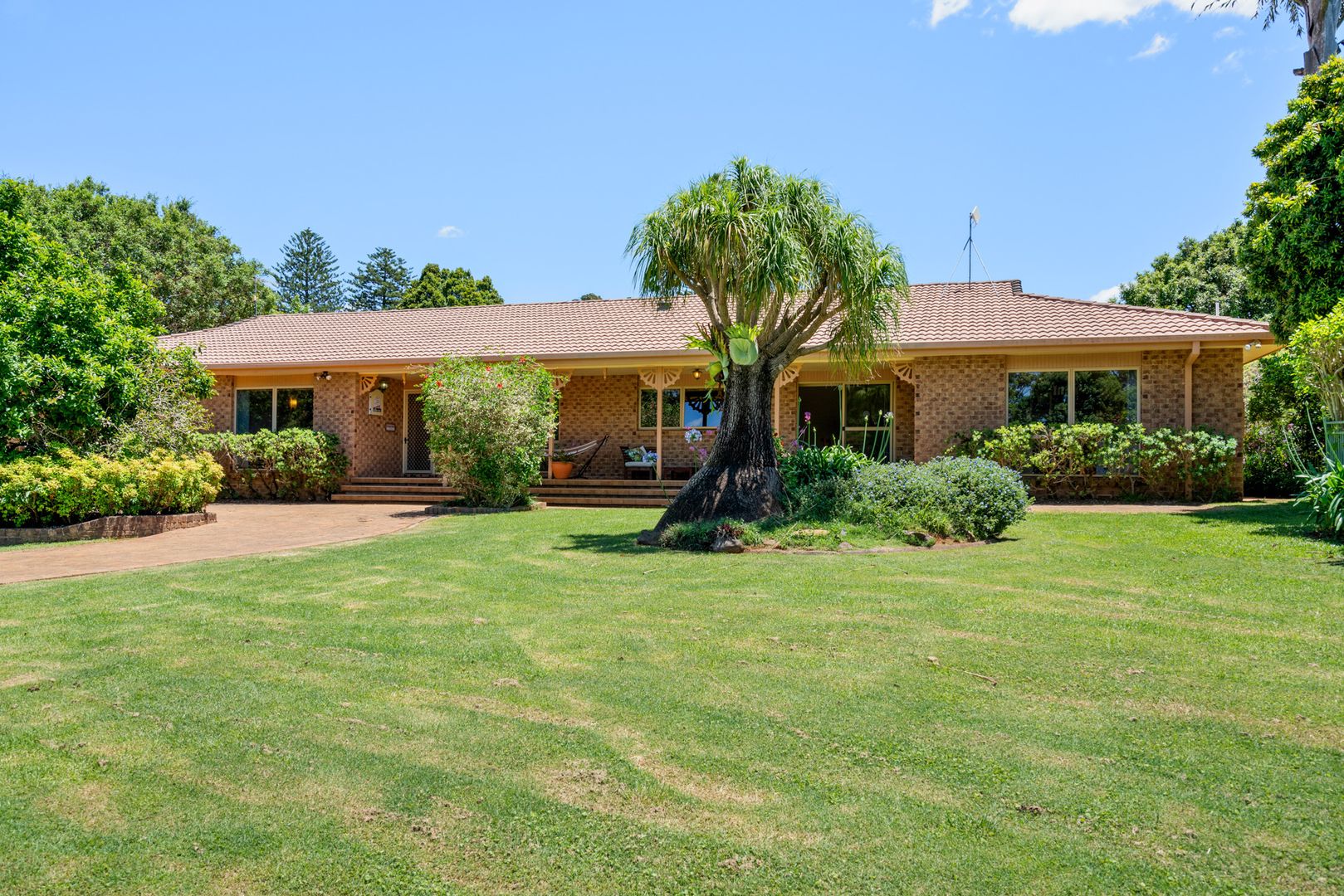 11 Hillcrest Drive, Tintenbar NSW 2478, Image 2