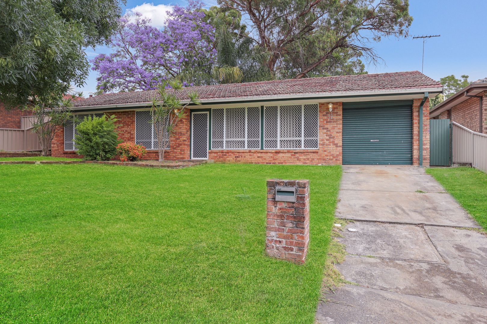 17 Twingleton Avenue, Ambarvale NSW 2560, Image 1