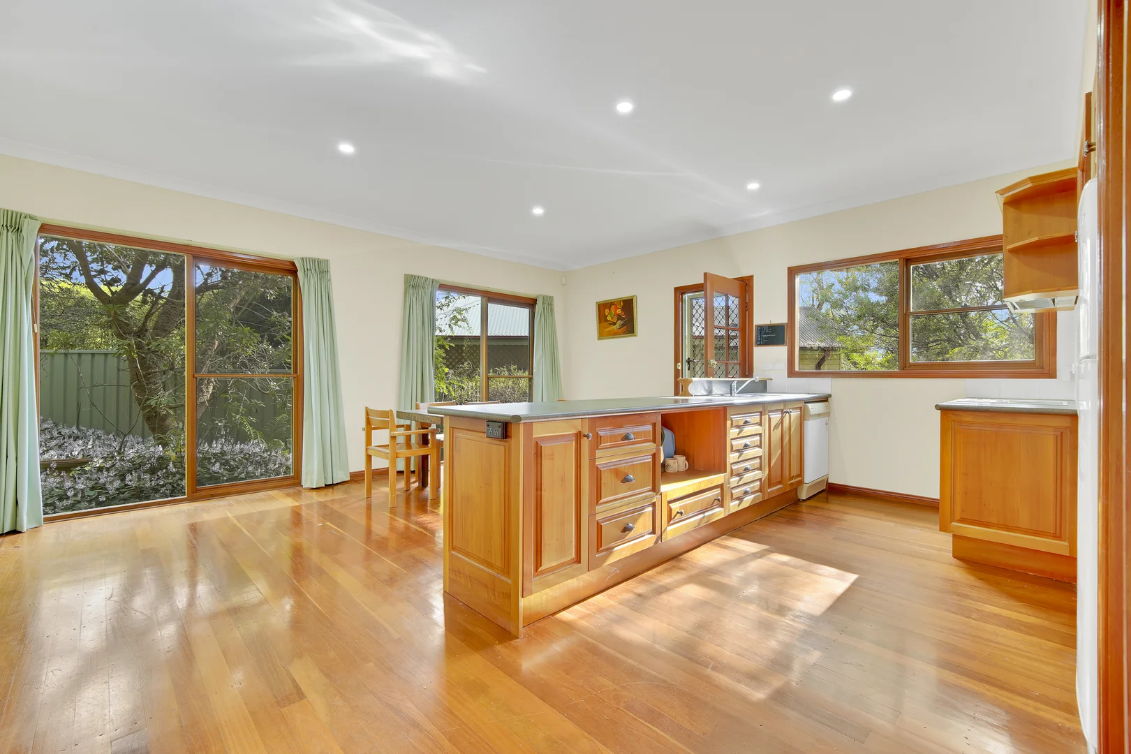 Additional image 7 of 59 McLaughlin Avenue, Wentworth Falls NSW 2782