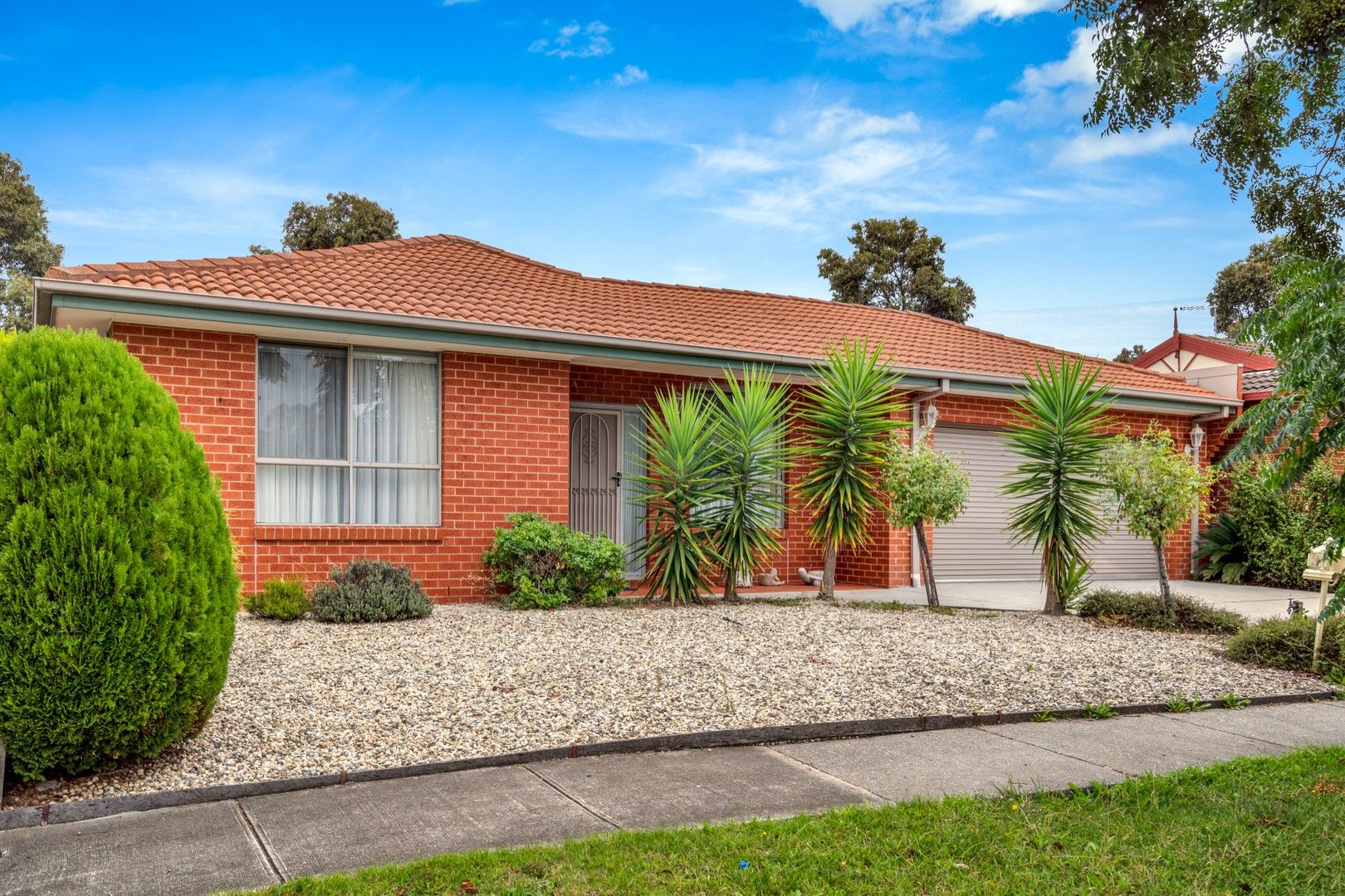 4 bedrooms House in 29 Paroo Avenue ROXBURGH PARK VIC, 3064