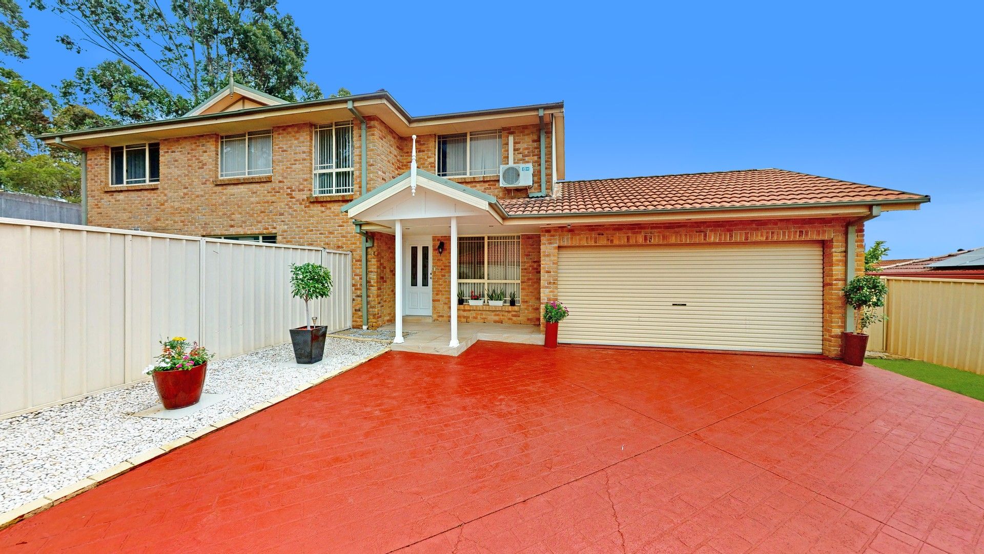 19 White Cliffs Avenue, Hoxton Park NSW 2171, Image 0