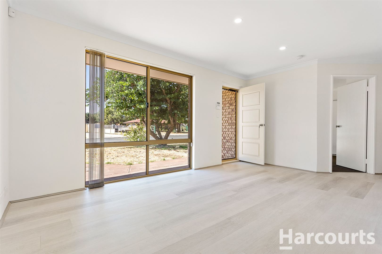 3 Harbord Avenue, Coodanup WA 6210, Image 2