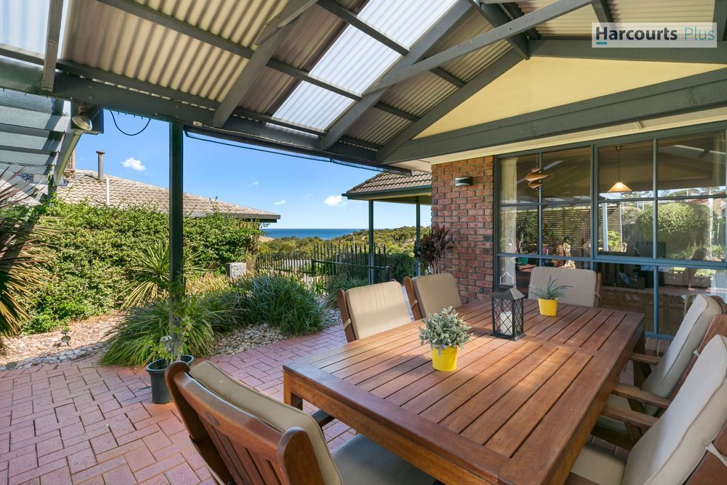 164 The Cove Road, Hallett Cove SA 5158, Image 2