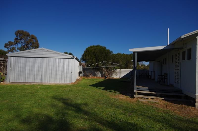 4 Coutts Street, Coobowie SA 5583, Image 1