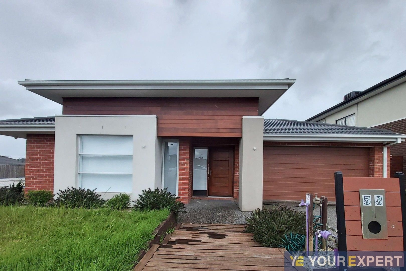 7 bedrooms House in 53 Odeon Avenue CLYDE NORTH VIC, 3978