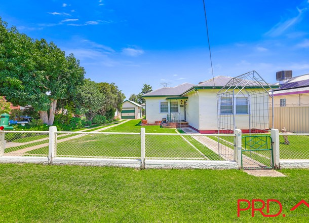 9 Oxley Street, North Tamworth NSW 2340