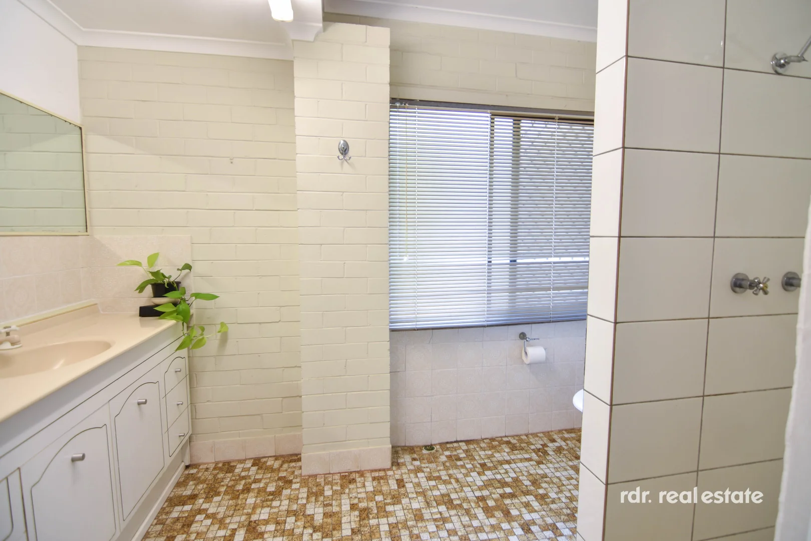 Additional image 13 of 30 Lake Inverell Drive, Inverell NSW 2360