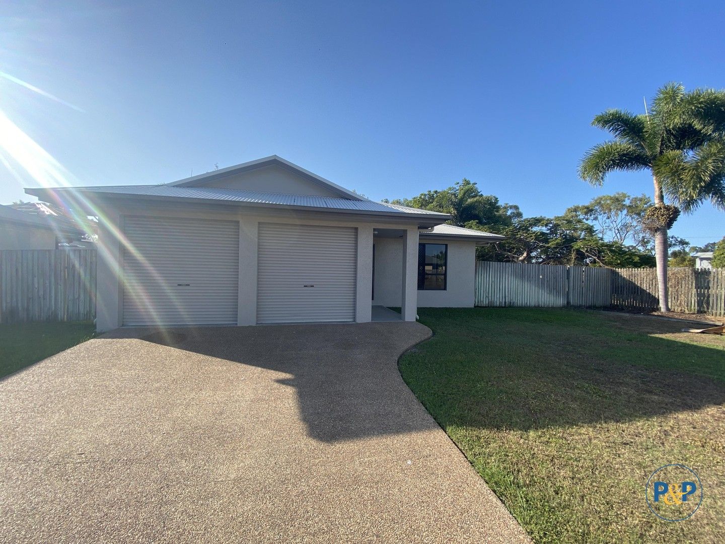 4 bedrooms House in 8 Summerland Drive DEERAGUN QLD, 4818