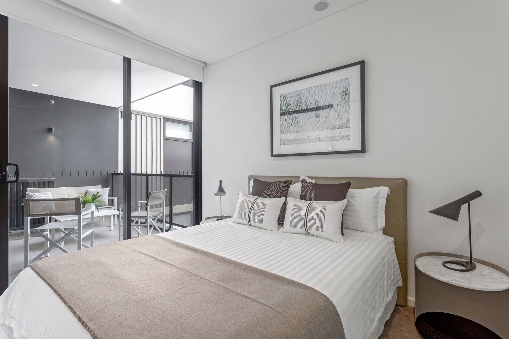 2 bedrooms Apartment / Unit / Flat in 729/2 Kirby Walk ZETLAND NSW, 2017