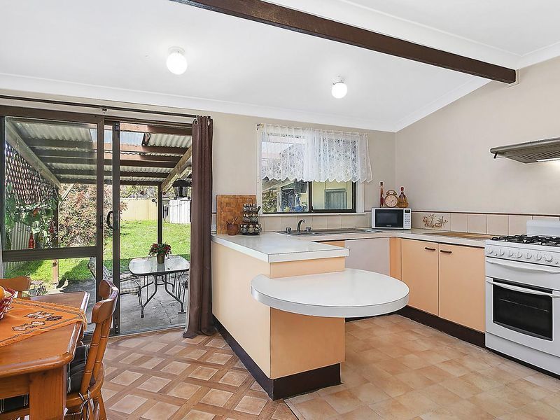 10 Roslyn Avenue, Brighton-Le-Sands NSW 2216, Image 2