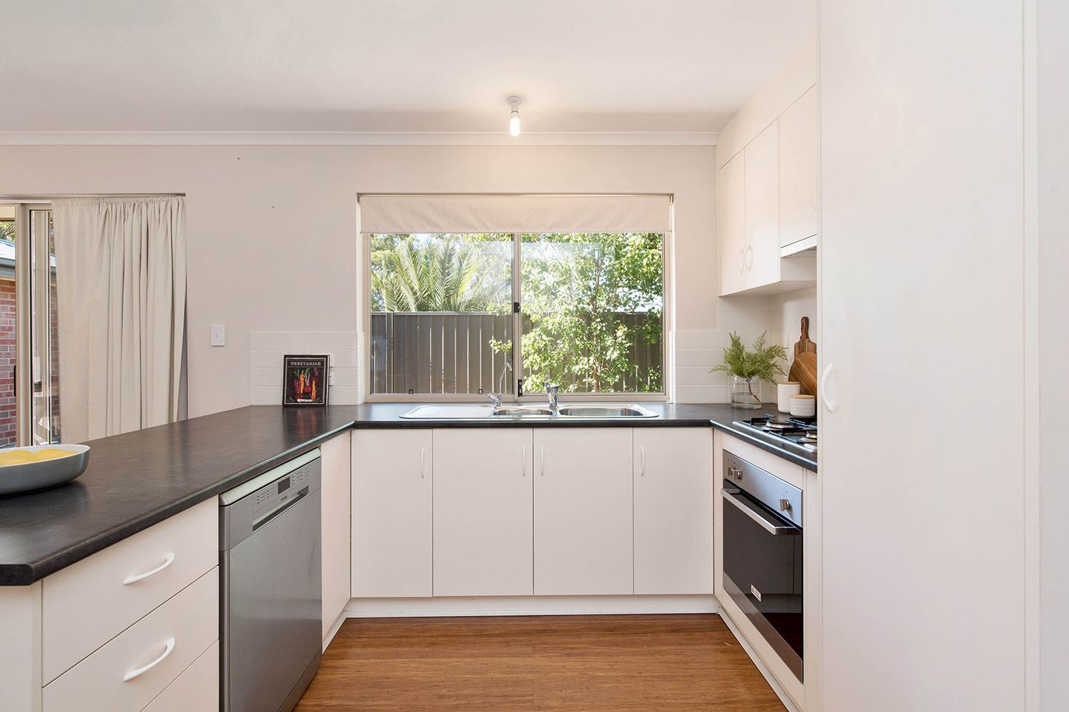 2/40 May Street, Albert Park SA 5014, Image 2