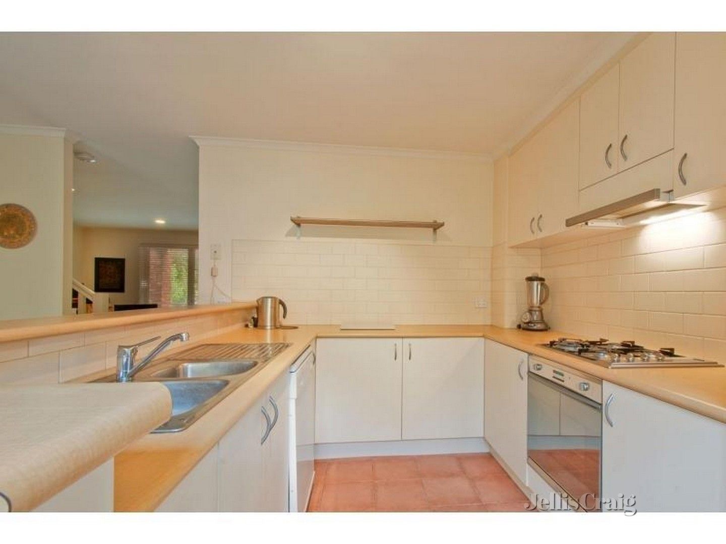 16 Colonial Place, Kensington VIC 3031, Image 0