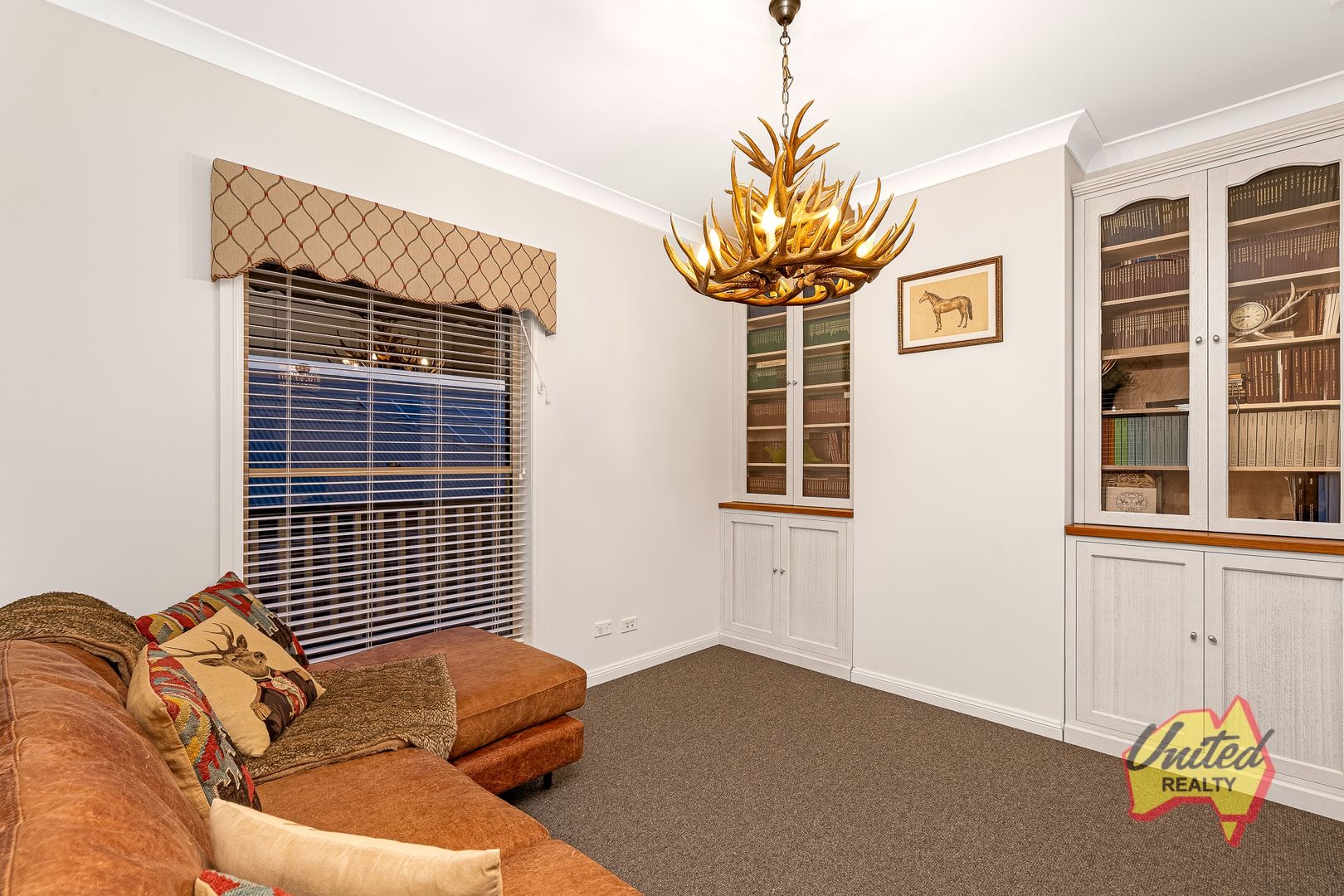 10 Lamond Common, Camden Park NSW 2570, Image 2