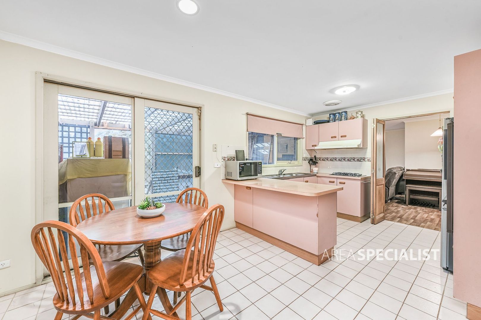 6 Goshawk Court, Carrum Downs VIC 3201, Image 2