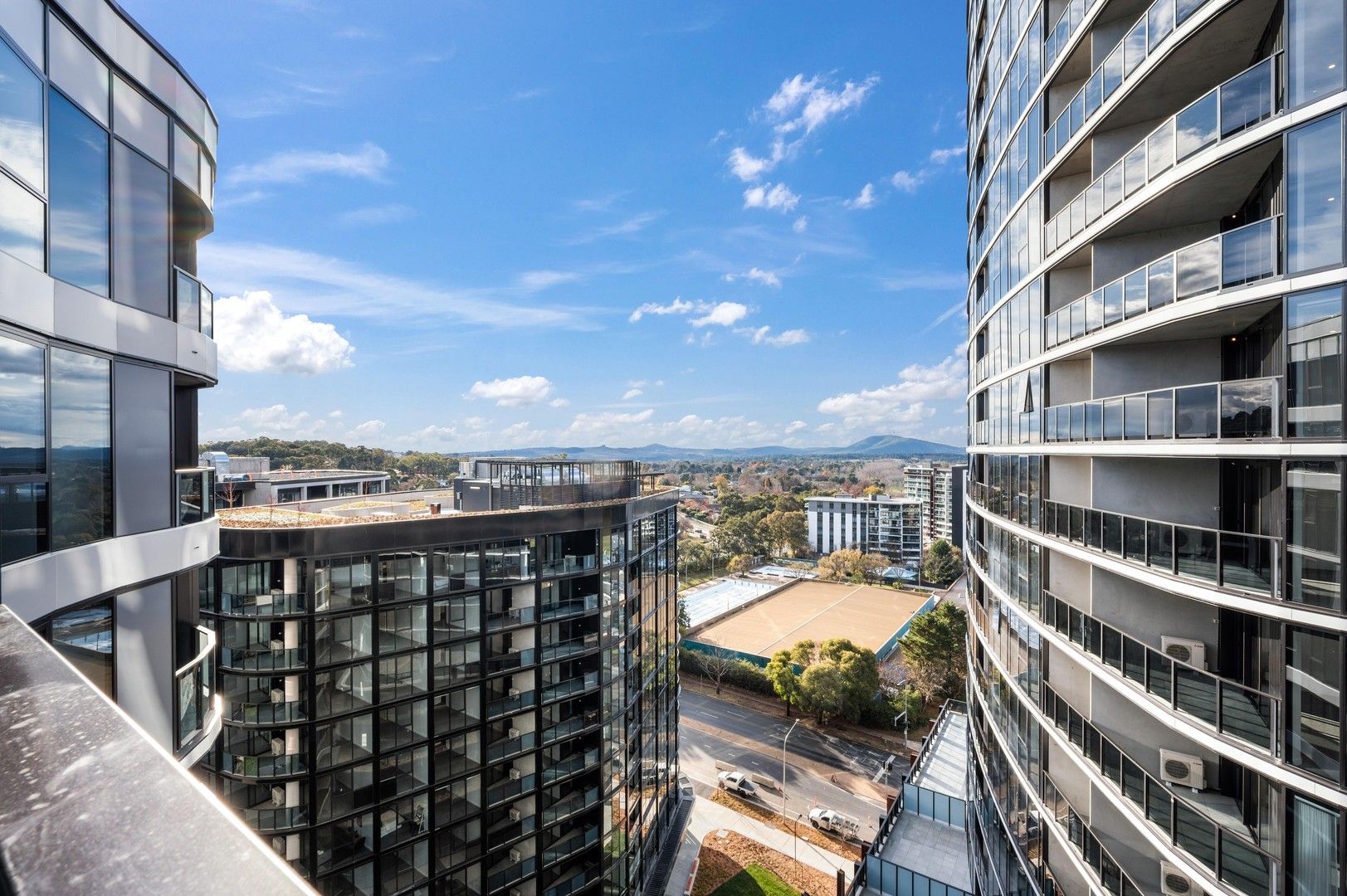 1 bedrooms Apartment / Unit / Flat in 1403/6 Furzer street PHILLIP ACT, 2606