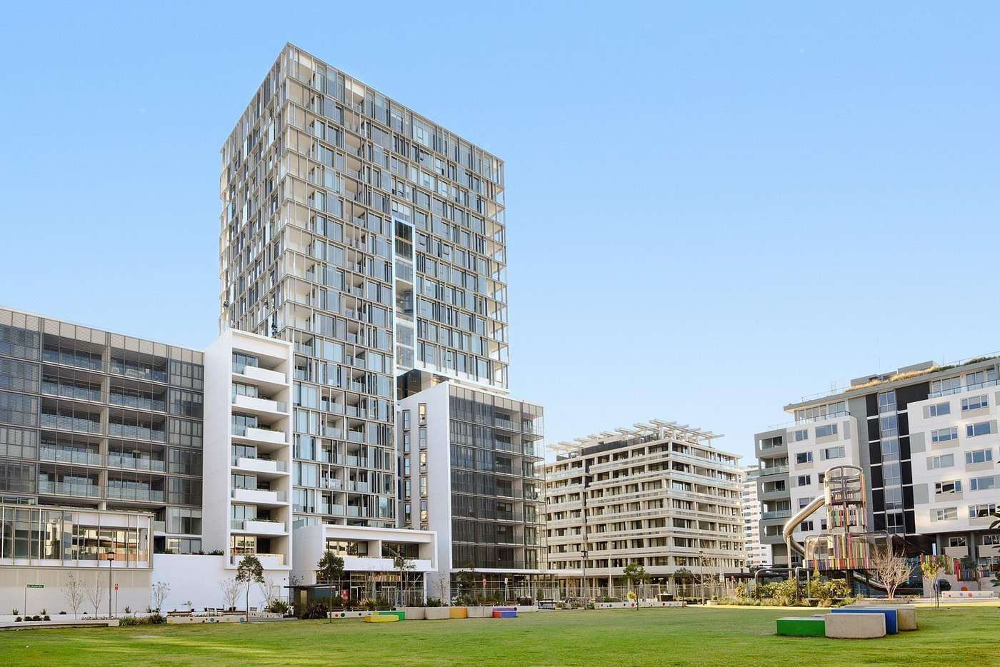 2 bedrooms Apartment / Unit / Flat in 202/16 Gadigal Ave WATERLOO NSW, 2017