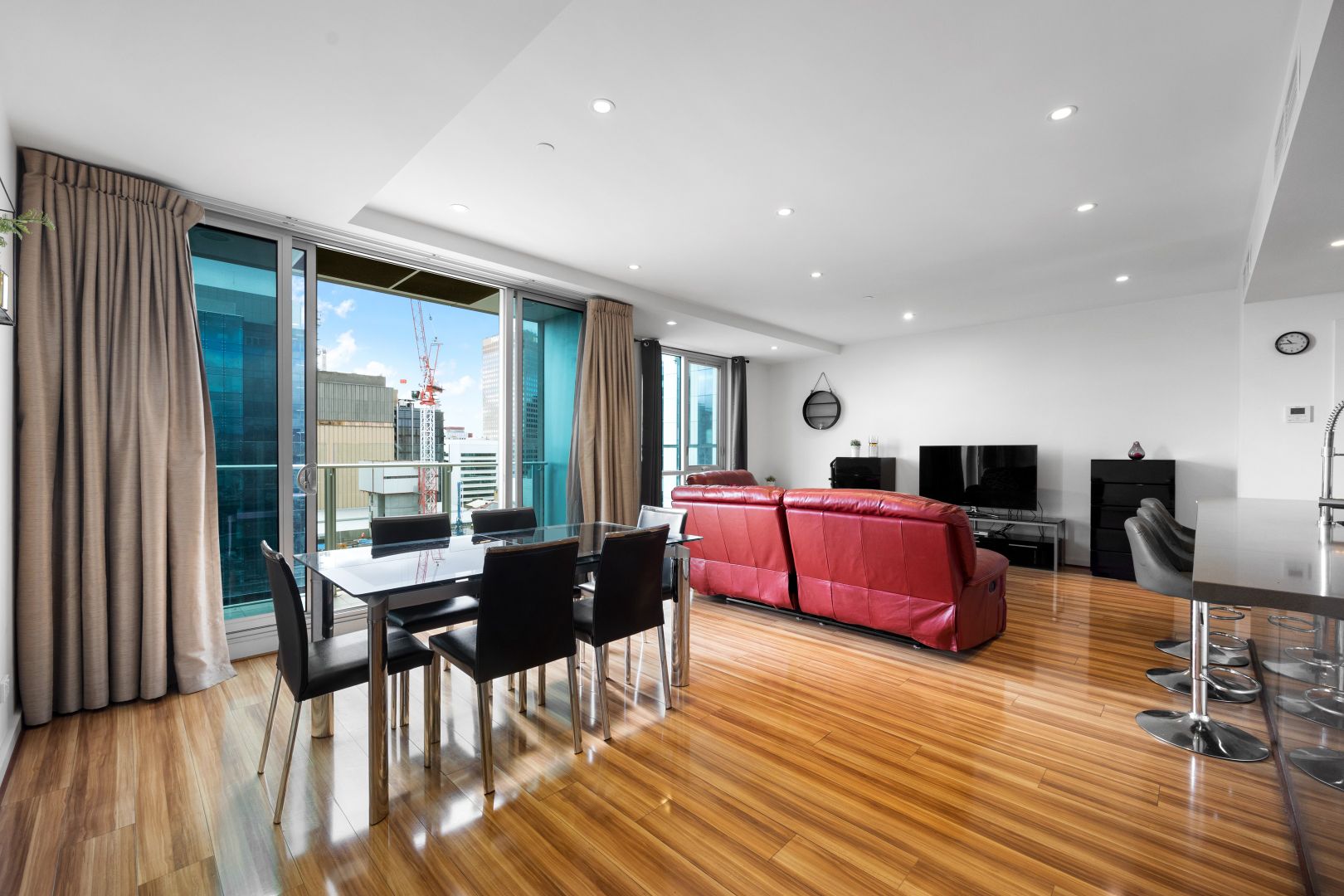 1702/18 Rowlands Place, Adelaide SA 5000, Image 2