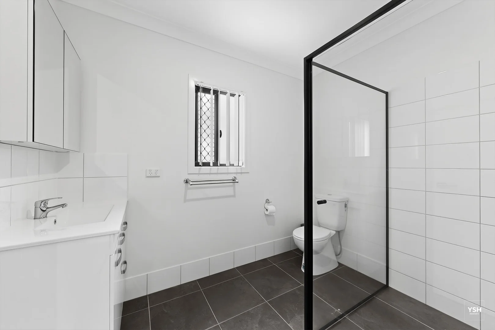 Additional image 5 of 696A Robinson Road, Aspley QLD 4034