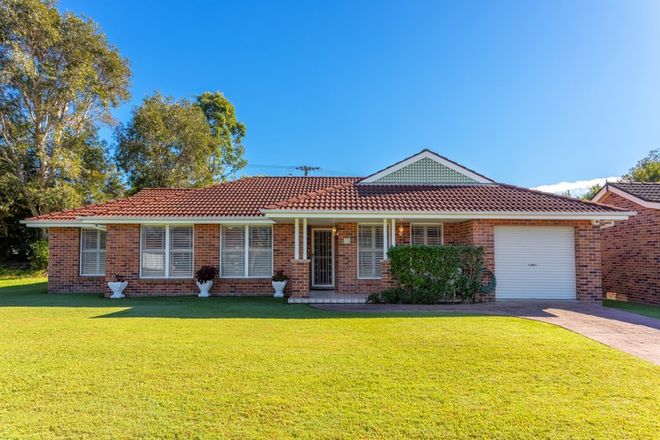 Picture of 7 Ochiltree Place, TAREE NSW 2430