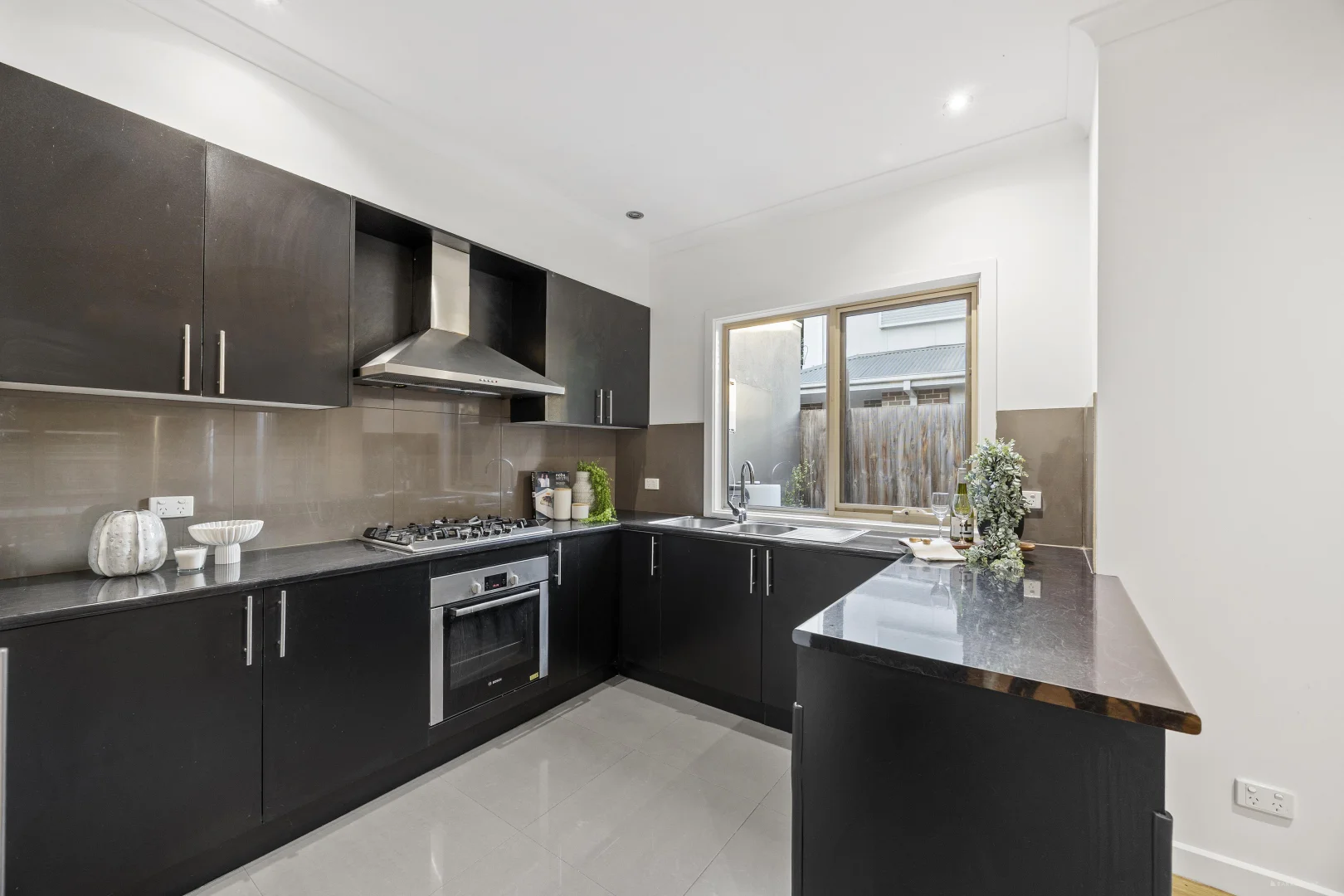 Additional image 5 of 2/451 Springfield Road, Mitcham VIC 3132