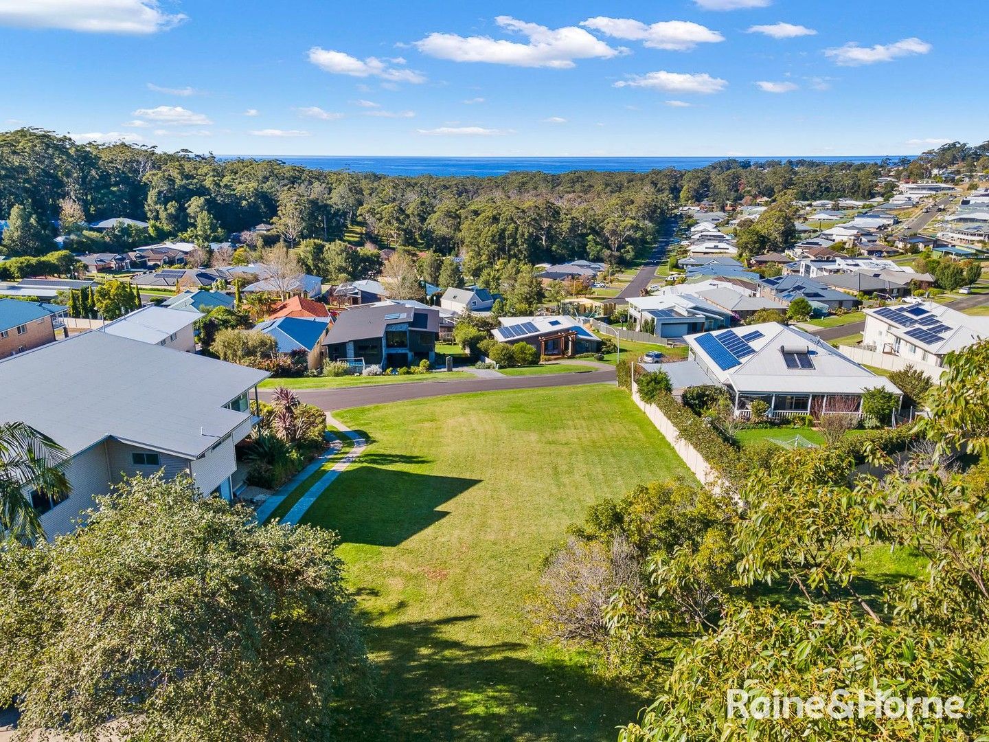 18 Springfield Drive, Mollymook NSW 2539, Image 0