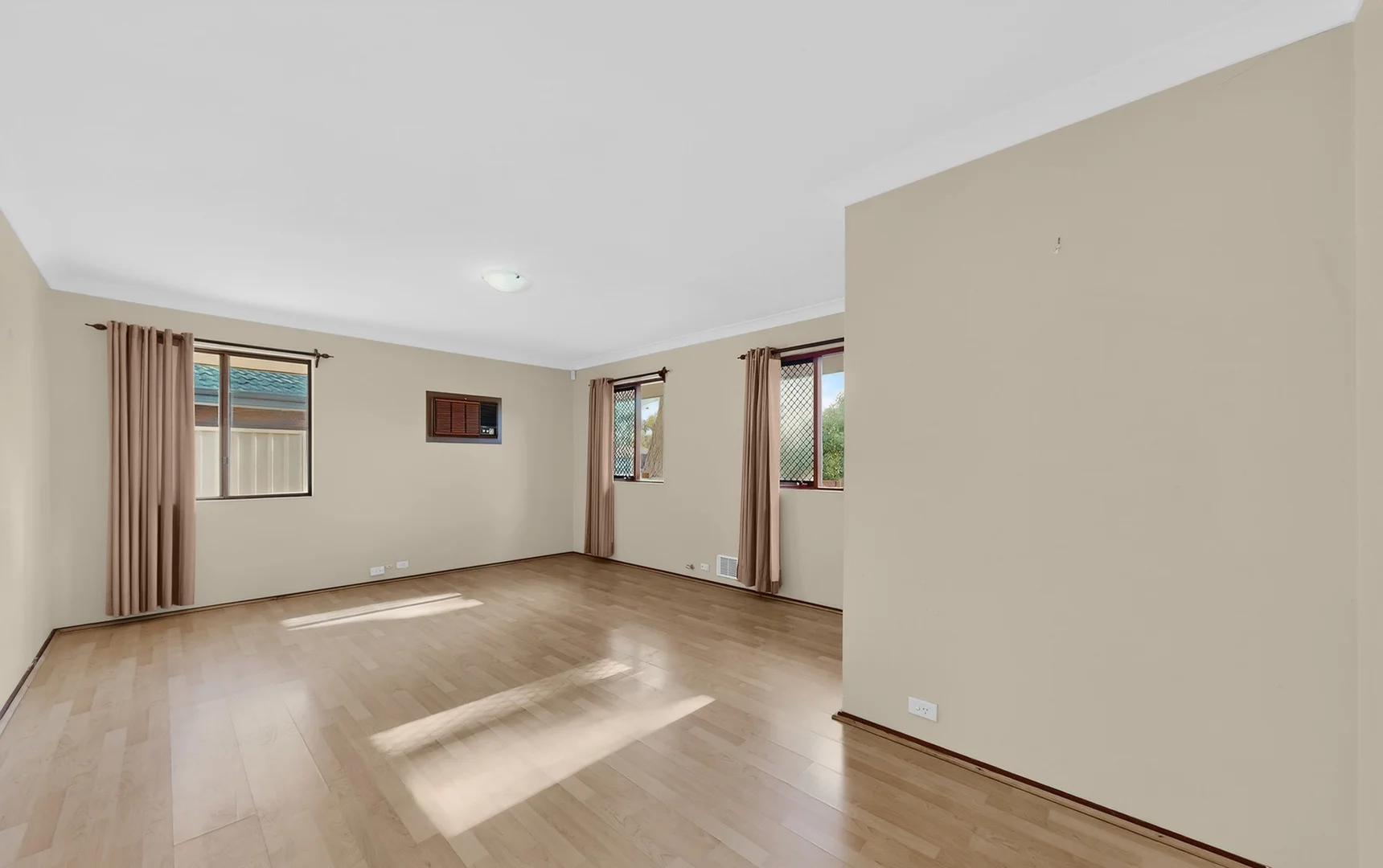 Additional image 4 of 7 Gaskin Road, Kenwick WA 6107