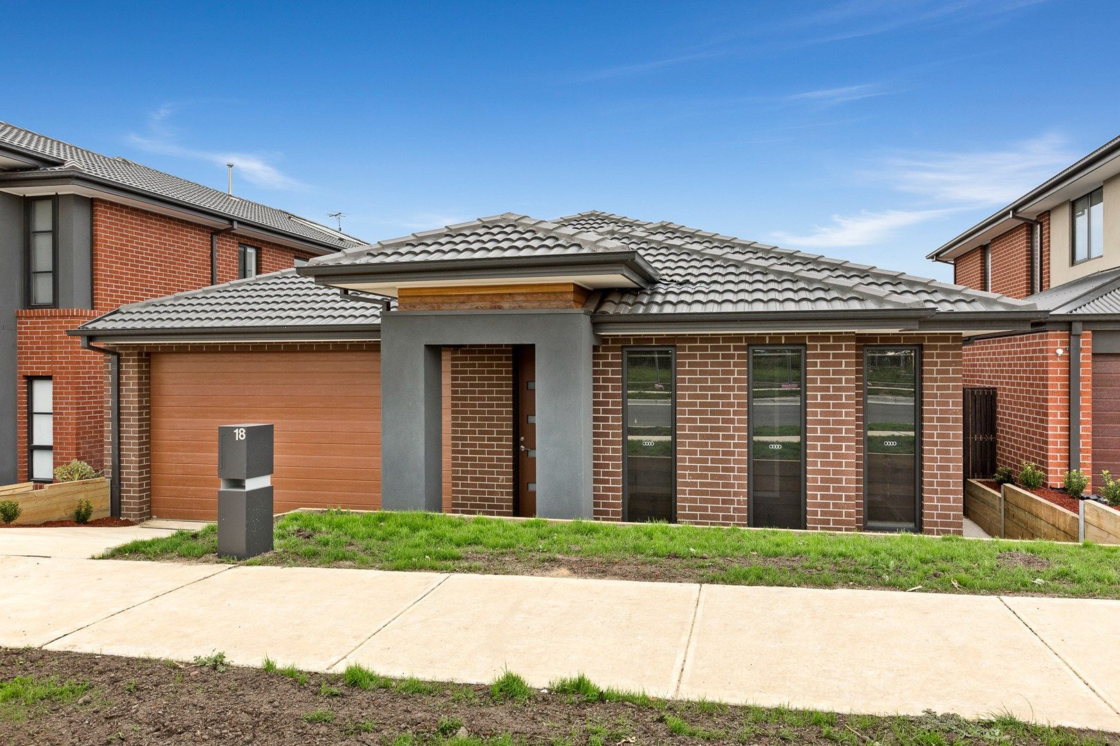 4 bedrooms House in 18 Neumann Road DOREEN VIC, 3754