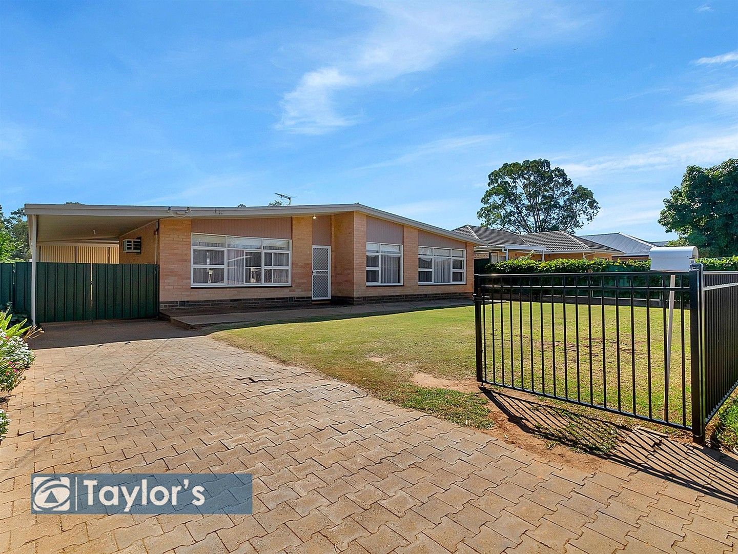 3 bedrooms House in 10 Creaser Street SALISBURY SA, 5108