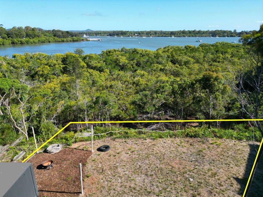 10 EMITA STREET, Macleay Island QLD 4184 Domain