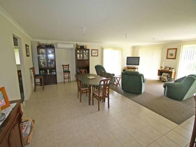 225 Murray Road, CORA LYNN VIC 3814, Image 2