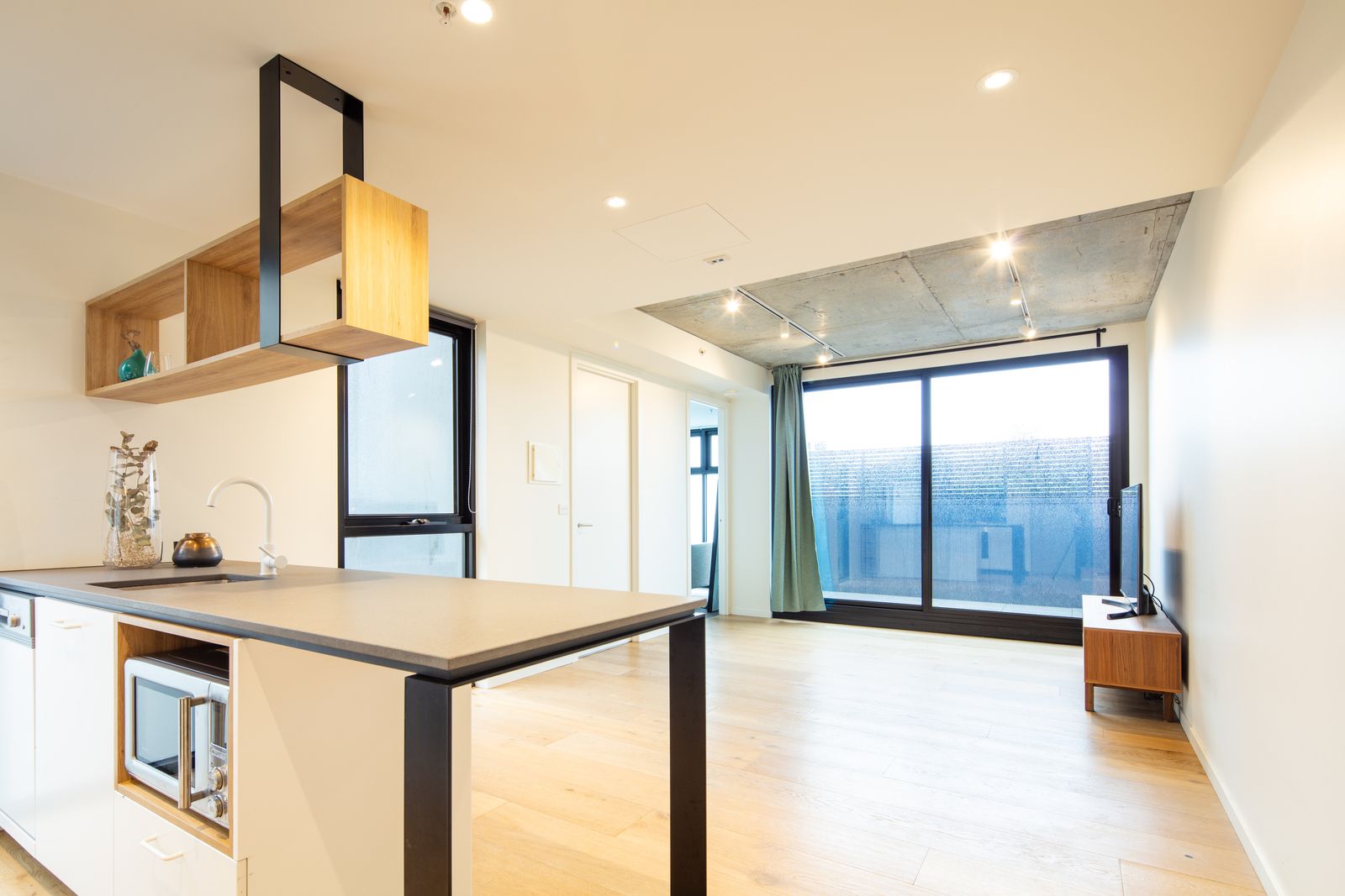 1 bedrooms Apartment / Unit / Flat in 209/16 Porter Street PRAHRAN VIC, 3181