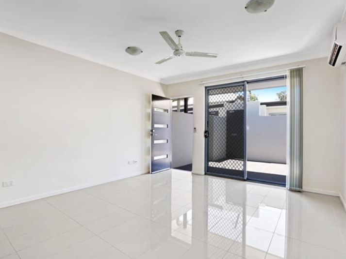 5/11 Cottenham Street, Fairfield QLD 4103 Apartment For Rent 600