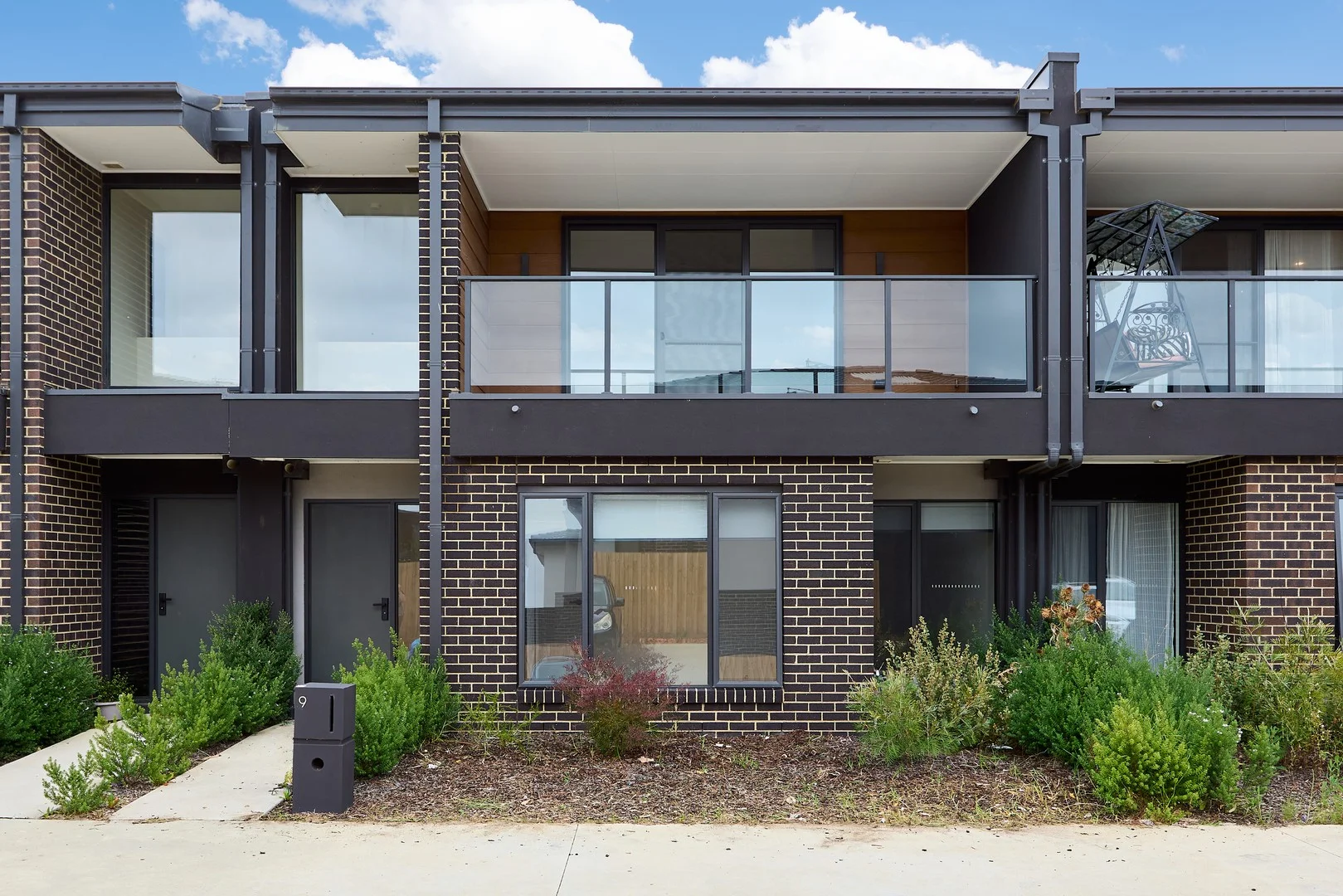 Primary image of 9 Farm Road, Keysborough VIC 3173