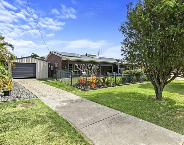 29 Barnstaple Street, Torquay QLD 4655