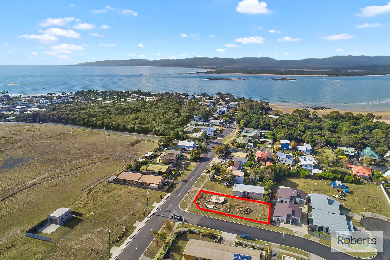 15 Dumbleton Street, Hawley Beach TAS 7307 Domain