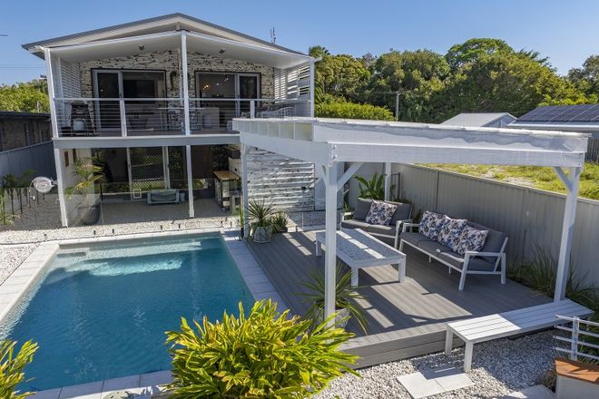 Picture of 65 Grigor Street, MOFFAT BEACH QLD 4551