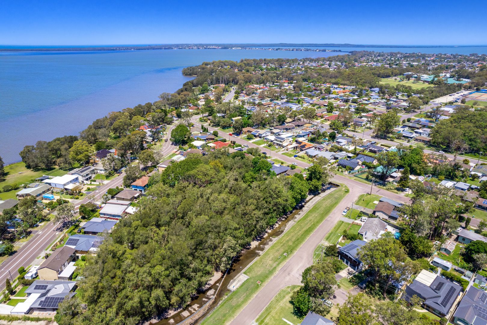 2a Carinya Street, Charmhaven NSW 2263, Image 1