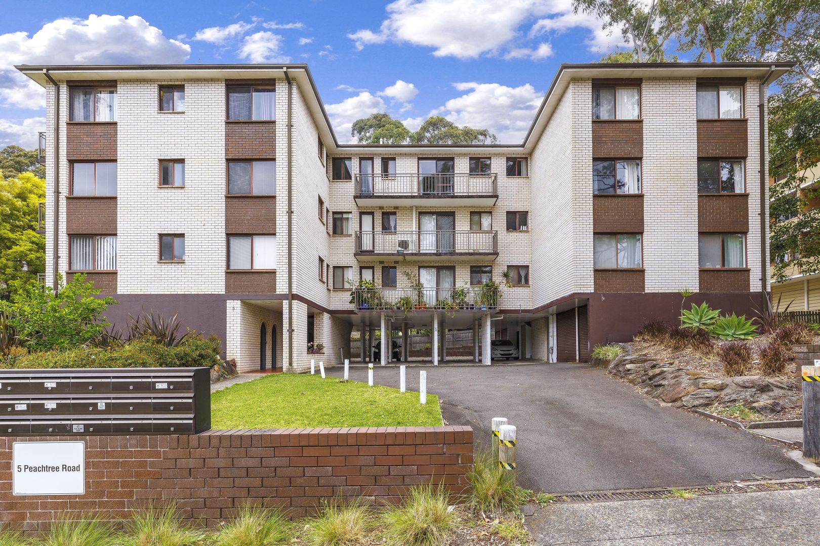 19/5 Peach Tree Road, Macquarie Park Property History & Address