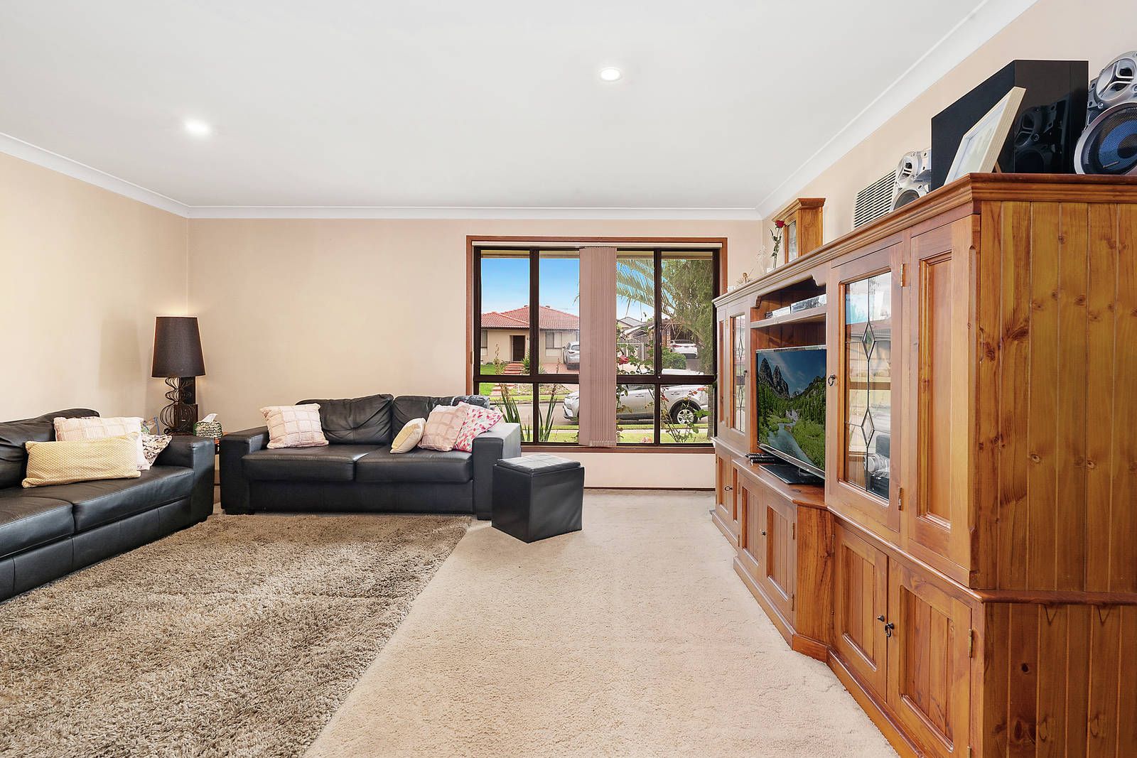 40 Bettong Crescent, Bossley Park NSW 2176, Image 2
