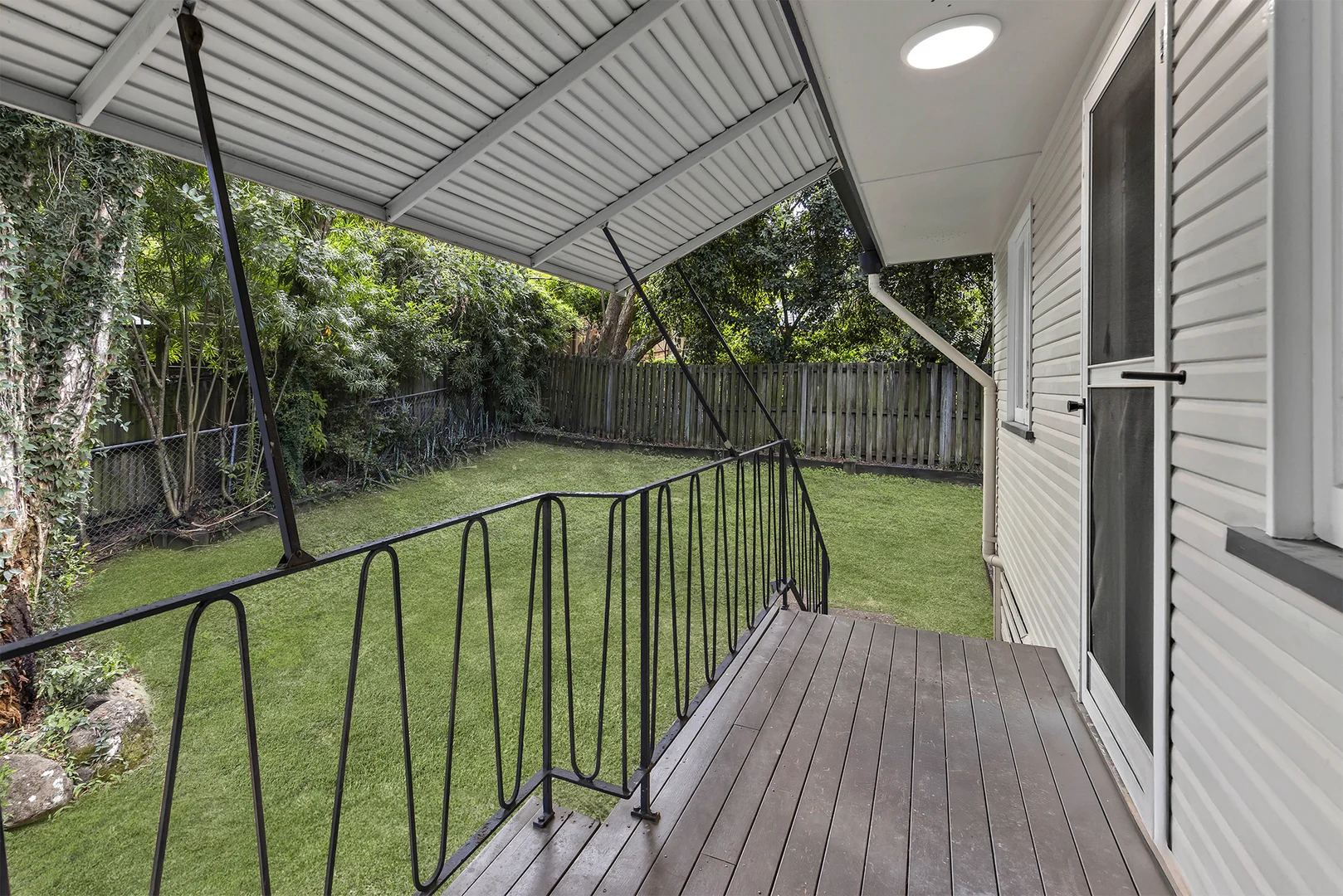 Additional image 7 of 4 & 5/198 Indooroopilly Road, St Lucia QLD 4067