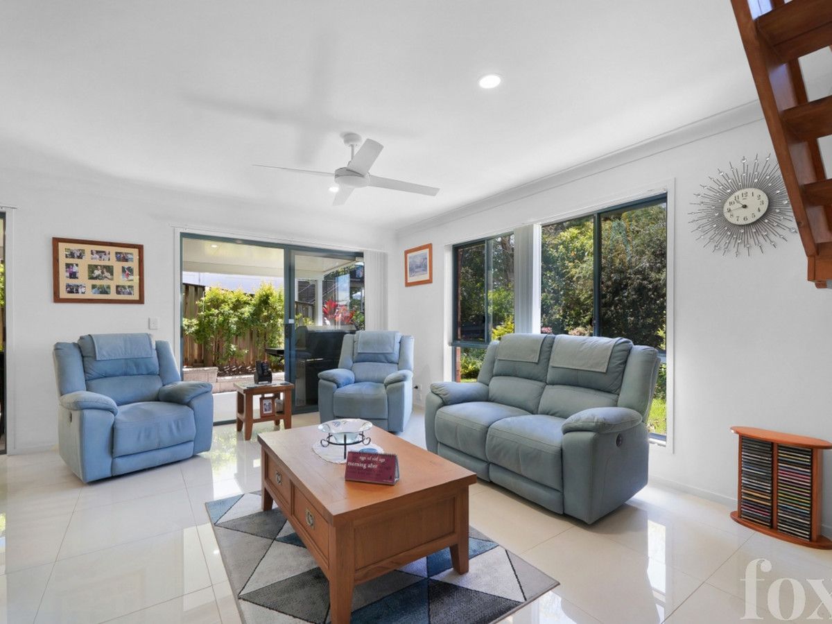 2/118 Ridgeway Avenue, Southport QLD 4215, Image 1