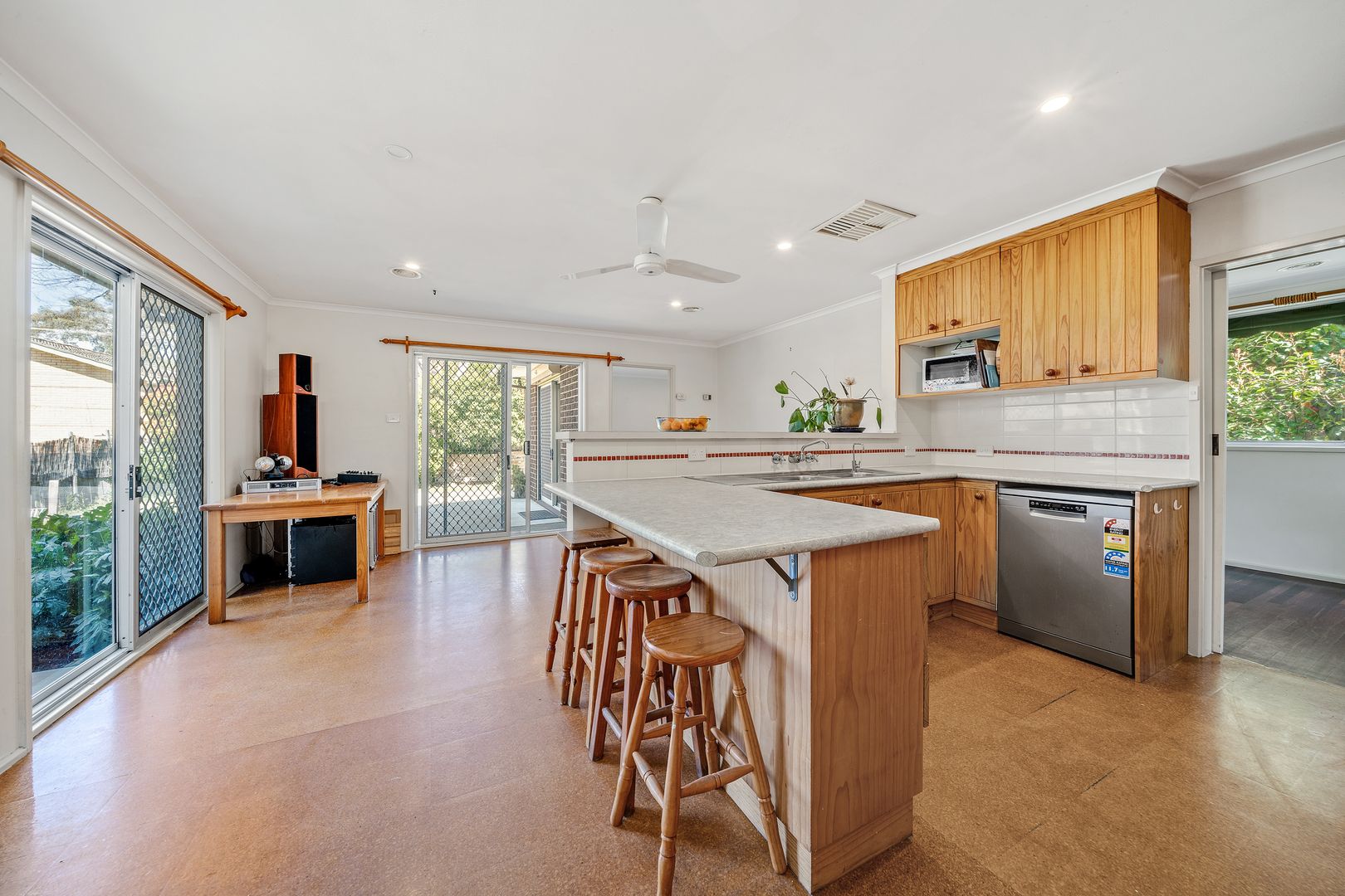 43 Heydon Crescent, Evatt ACT 2617, Image 2