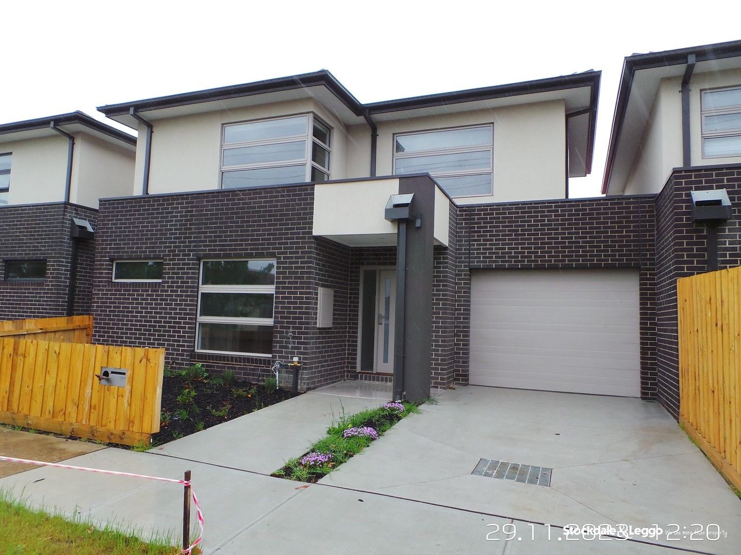 3 bedrooms Townhouse in 26d Cootamundra Street DOVETON VIC, 3177
